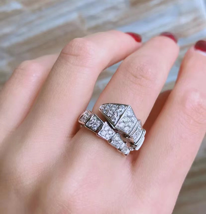 Clytia Love Serpenti Ring,V Gold,18k White Gold Plated,Cubic Zircon Paved