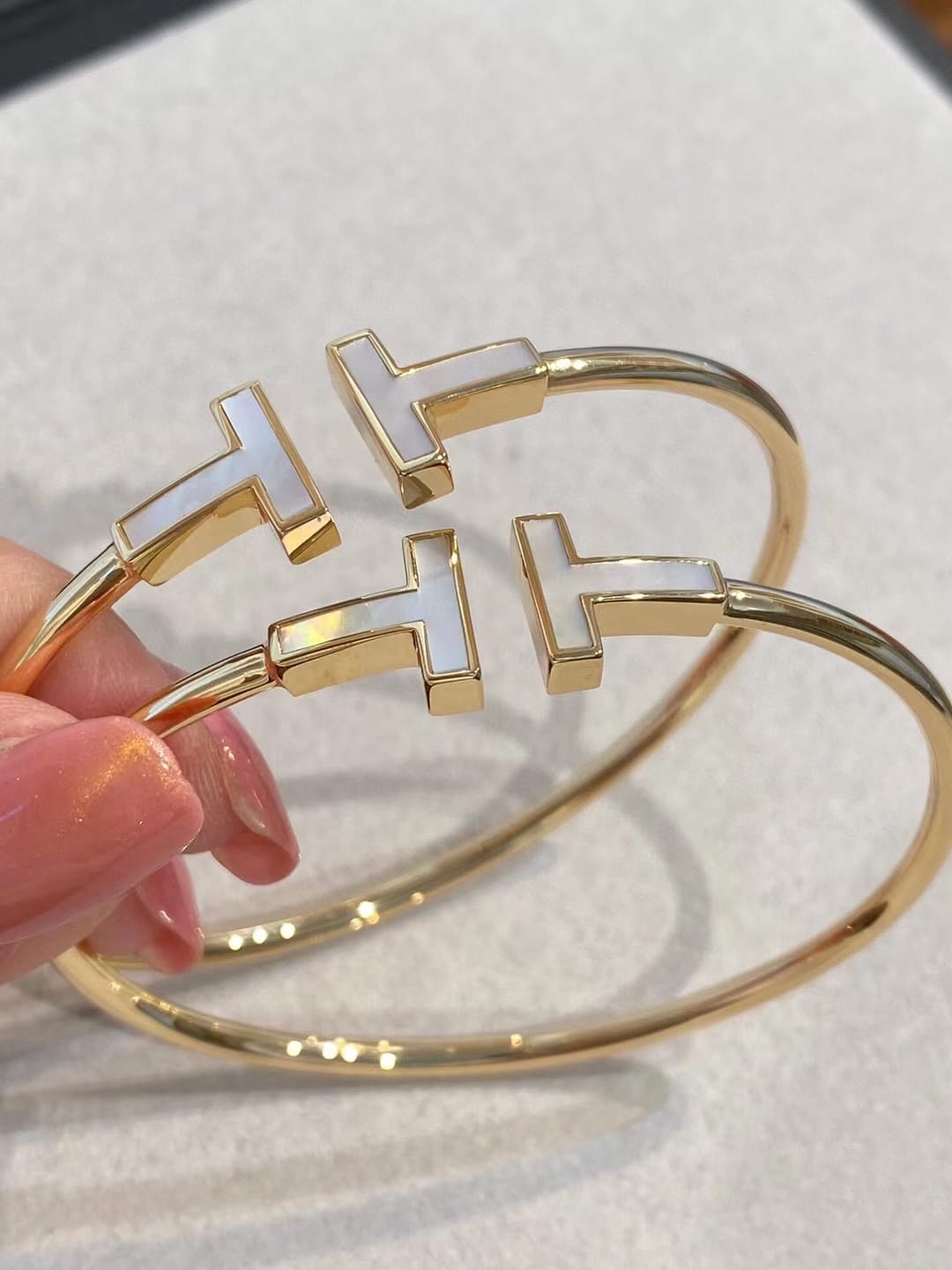 T Bangle – 18k Yellow Gold Plated, Mother of Pearl Accent