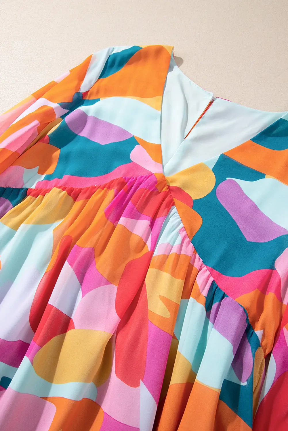 Color Block V-Neck Long Sleeve Shift Dress
