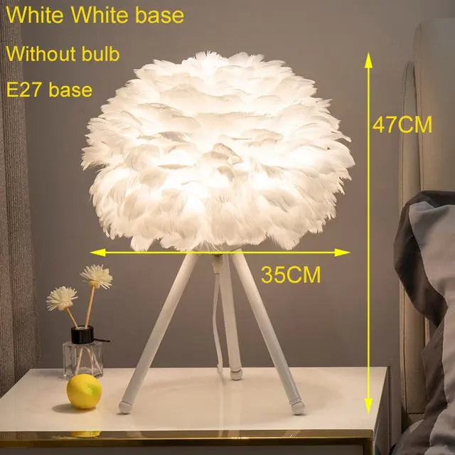 Belevue Goose Feather Lamp