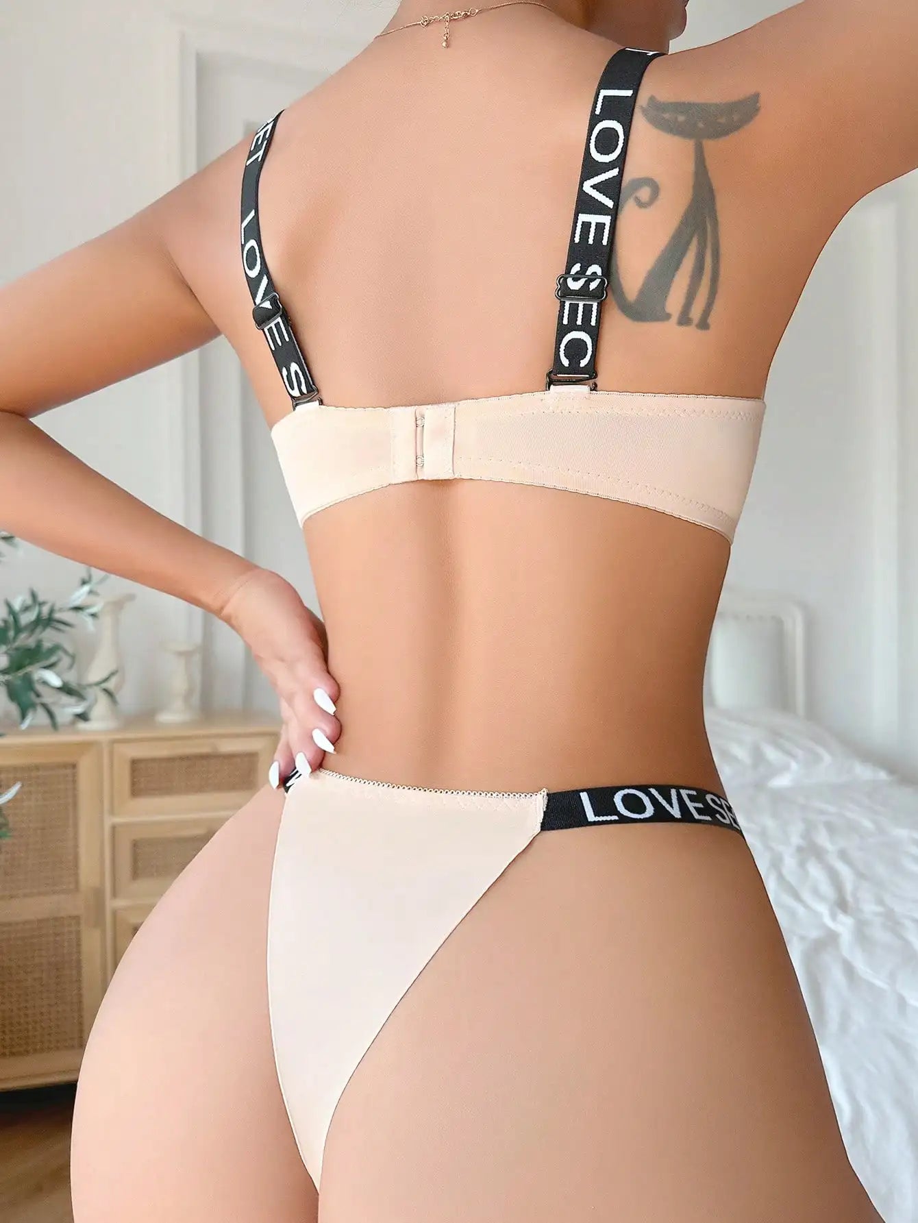 Best Selling Sexy Letter Underwire Two Piece Push Up Push Up Bras lingerie Set