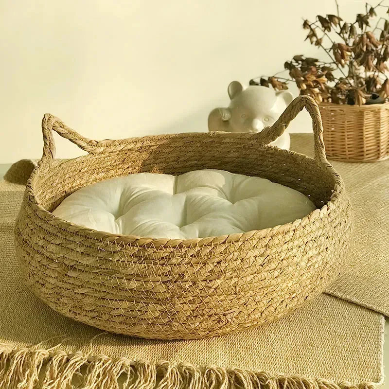 Hand-Woven Rattan Cat Nest – Cozy & Breathable for All Seasons