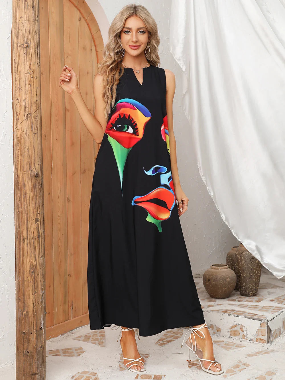 Black Sleeveless V-neck Loose Print Vintage Beach Party Dresses