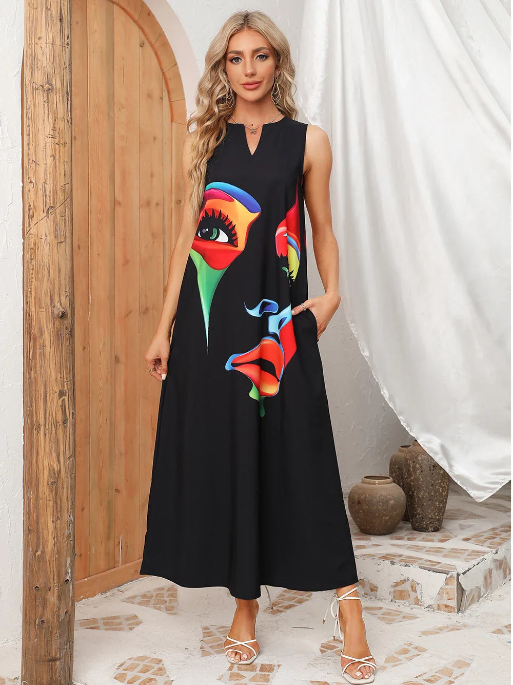 Black Sleeveless V-neck Loose Print Vintage Beach Party Dresses