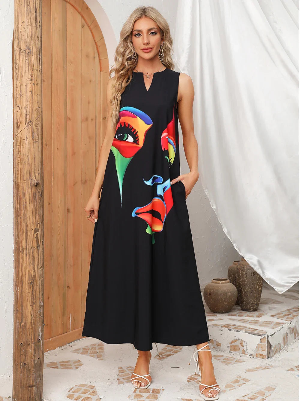 Black Sleeveless V-neck Loose Print Vintage Beach Party Dresses