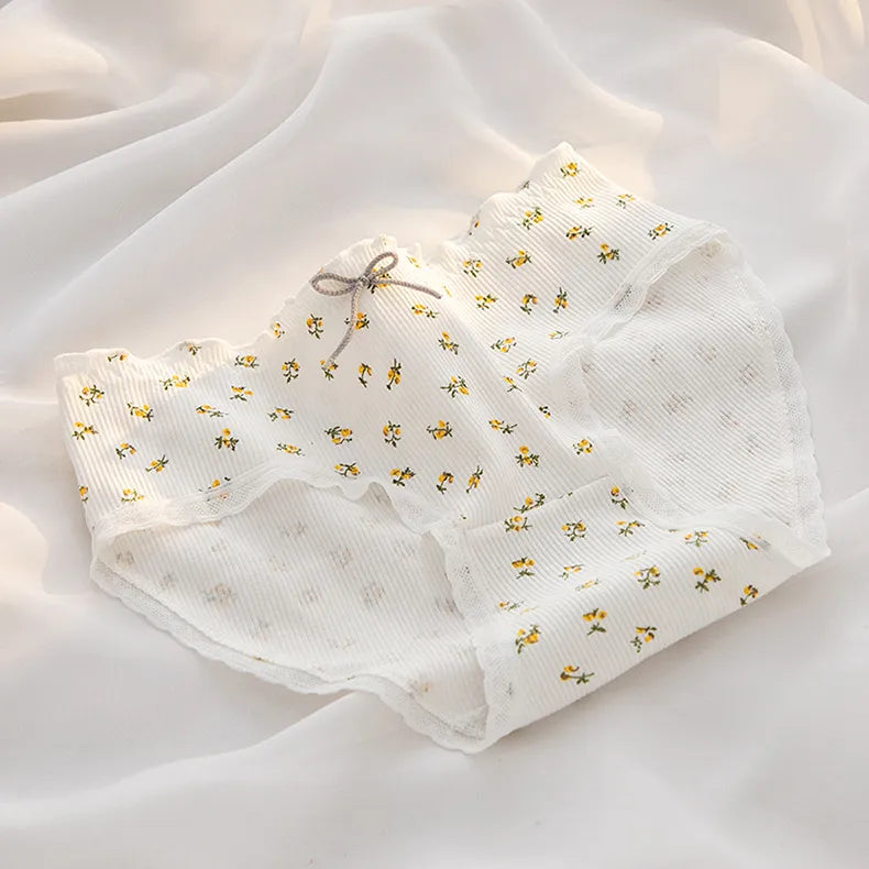 Girls' Cute Flower Briefs Mid Waist Seamless Underpants Sexy Lace Panties Lingerie