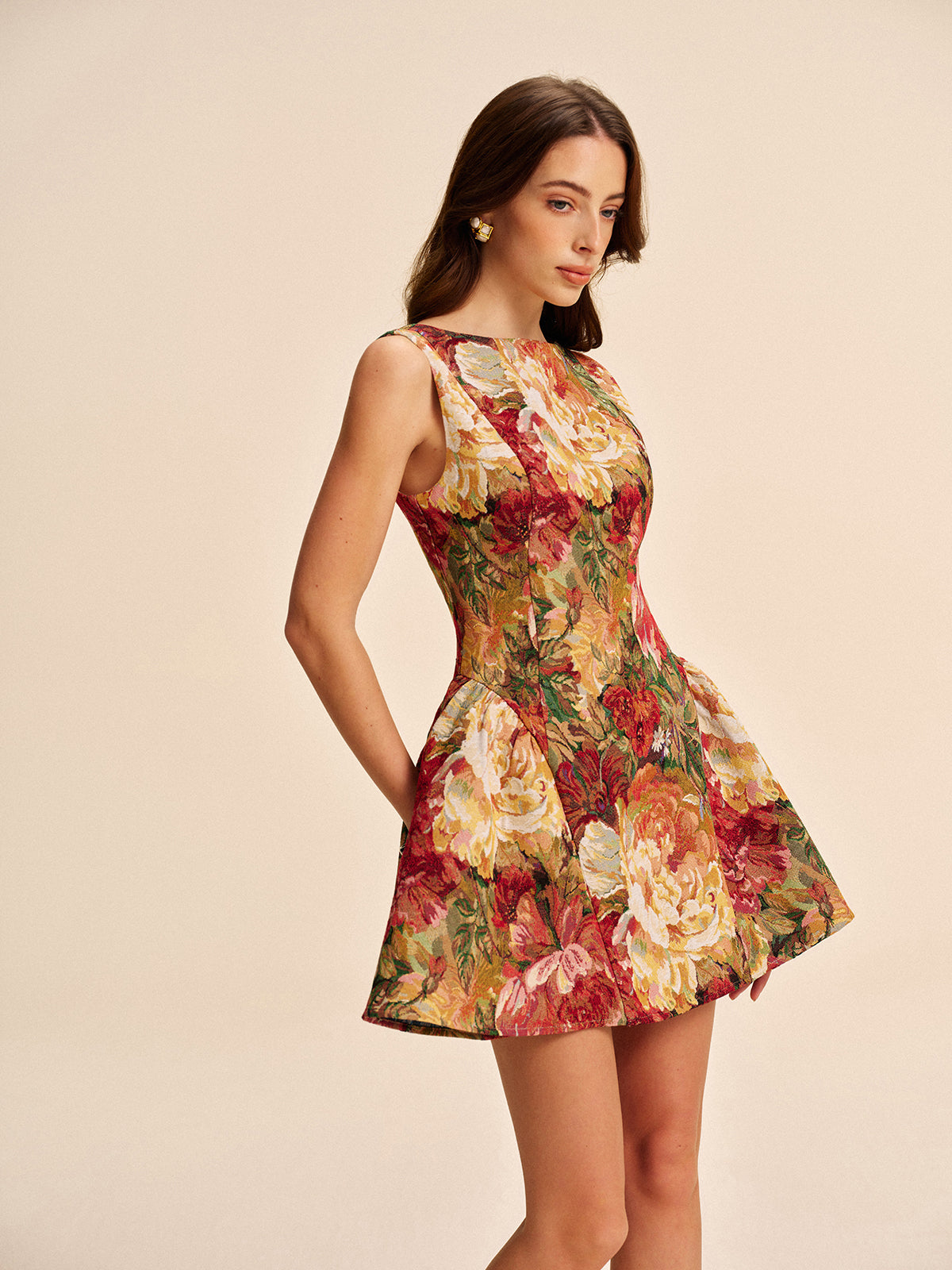 floral-backless-flare-dress