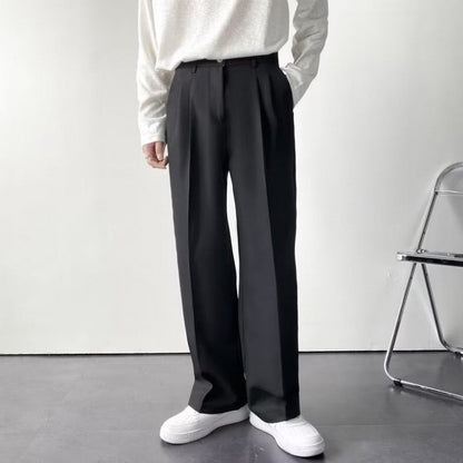 GUNSAN Fitted Trousers – Men’s Tailored Formal Pants with Pleats and Belt Loops