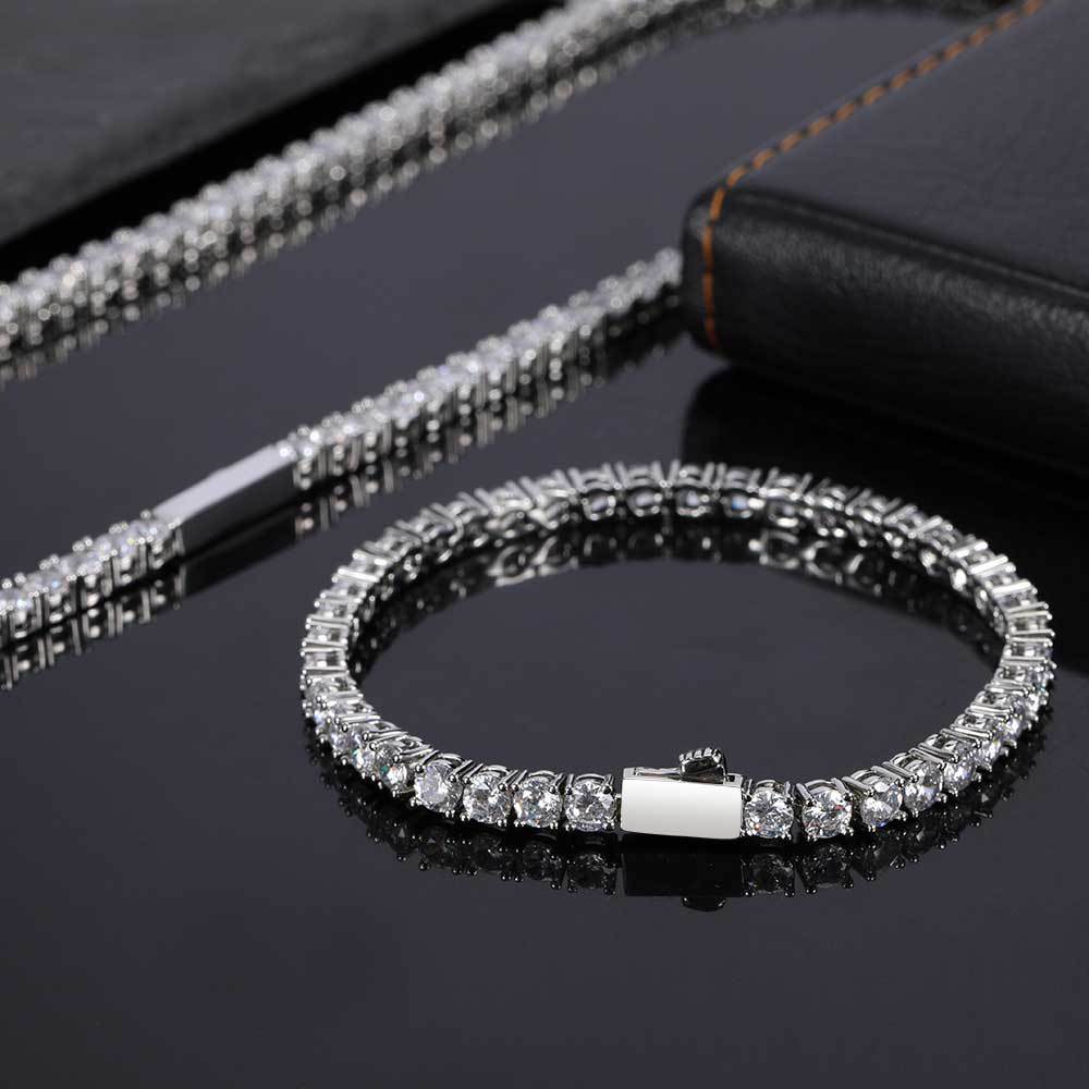 Round Cut Tennis Bracelet in White Gold - 5mm