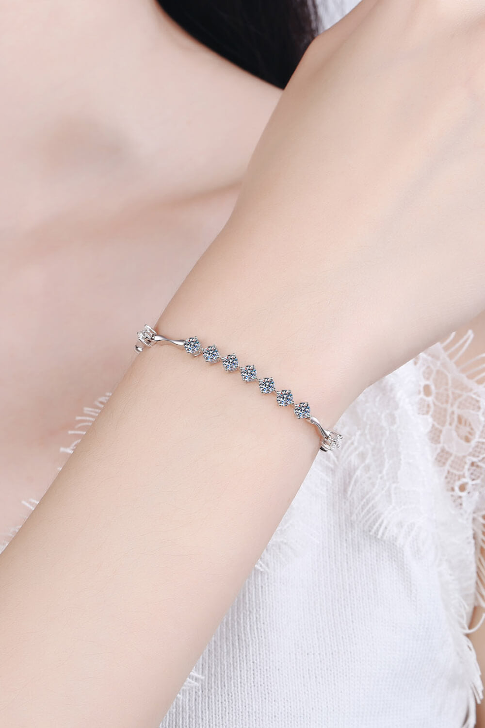 Luminous Elegance 1.35 Carat Moissanite Sterling Silver Bracelet