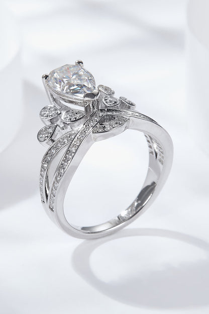 Royal Spark 1.5 Carat Moissanite Crown-Shaped Ring