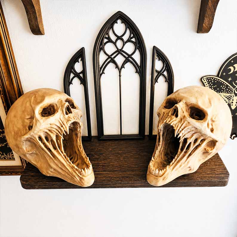 Skull Collector Sculpture – Ventayo