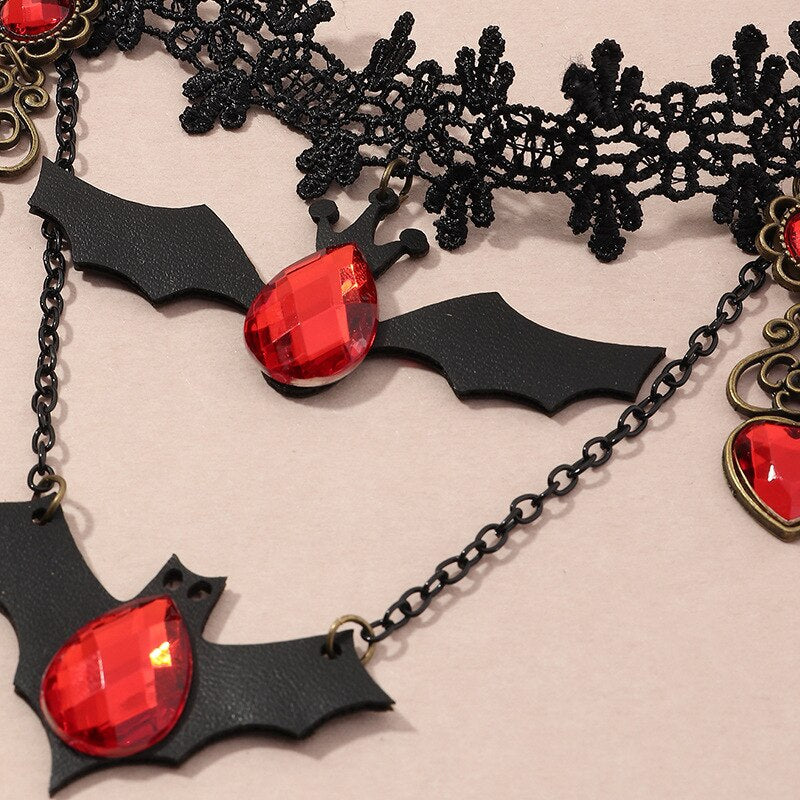 Red Bat Halloween Necklace – Ventayo
