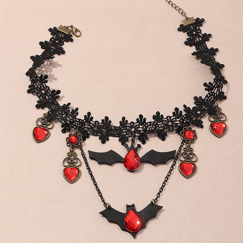 Red Bat Halloween Necklace – Ventayo