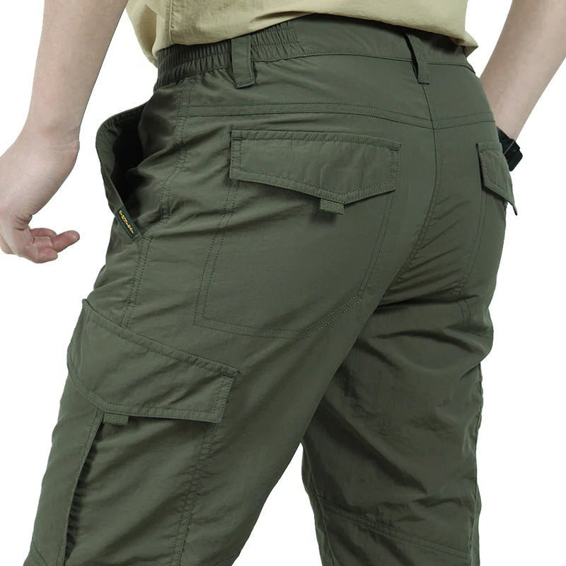 Hose mit vielen Taschen für Herren
