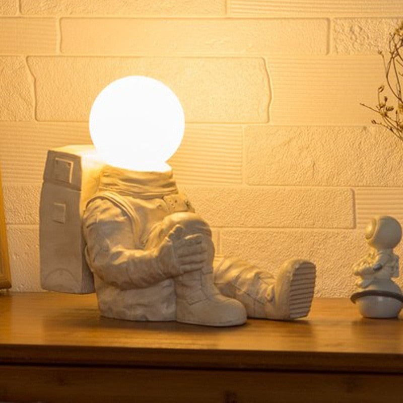 Astronaut Table Lamp