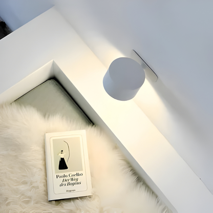 Rechargeable Wall Light with 360° Rotation | Ventayo