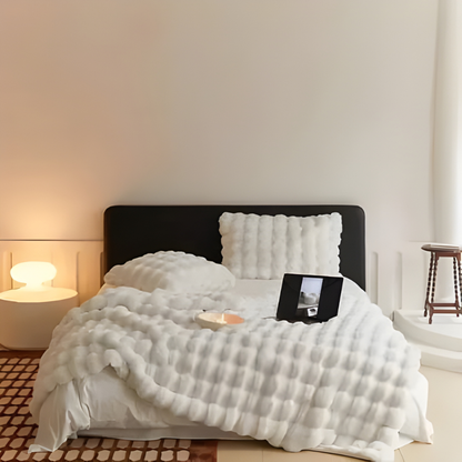 All Season Blanket with Elegant Design | Ventayo