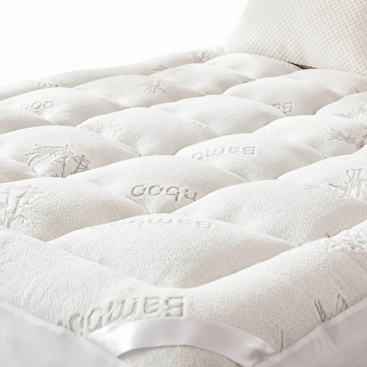 Ventayo – Collection | Bamboo Viscose Mattress Protector with Quilted Design | Waterproof & Breathable for Ultimate Sleep Comfort