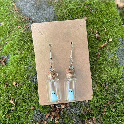 Radiant Ghost Charm Necklace – Ventayo