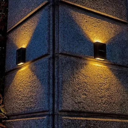 Wodoodświetlone zasilane energią słoneczną zewnętrzne dekoracyjne światło ścienne na patio