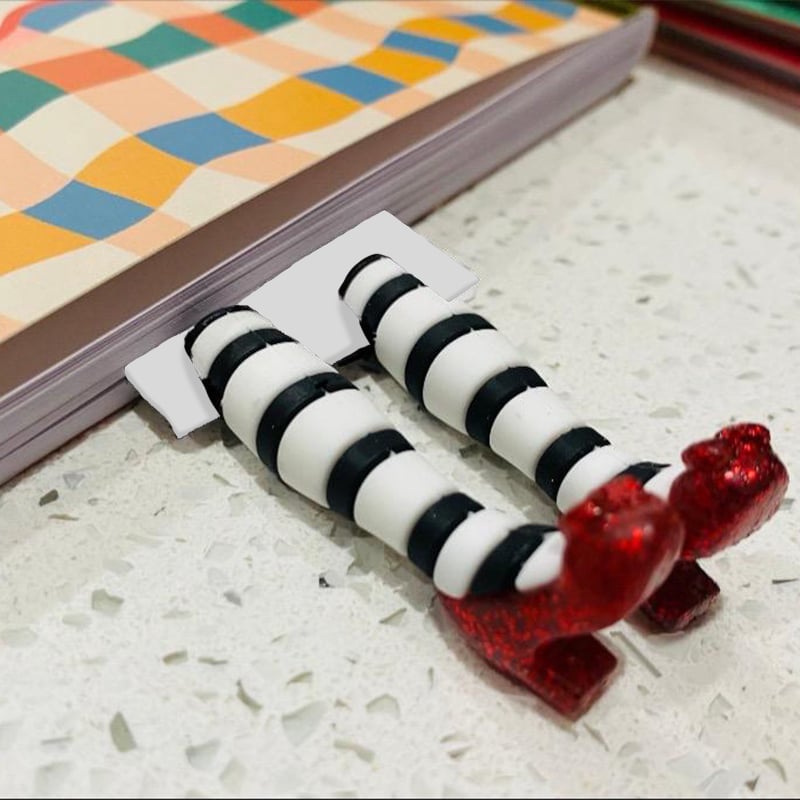 Dark Magic Bookmark – Ventayo