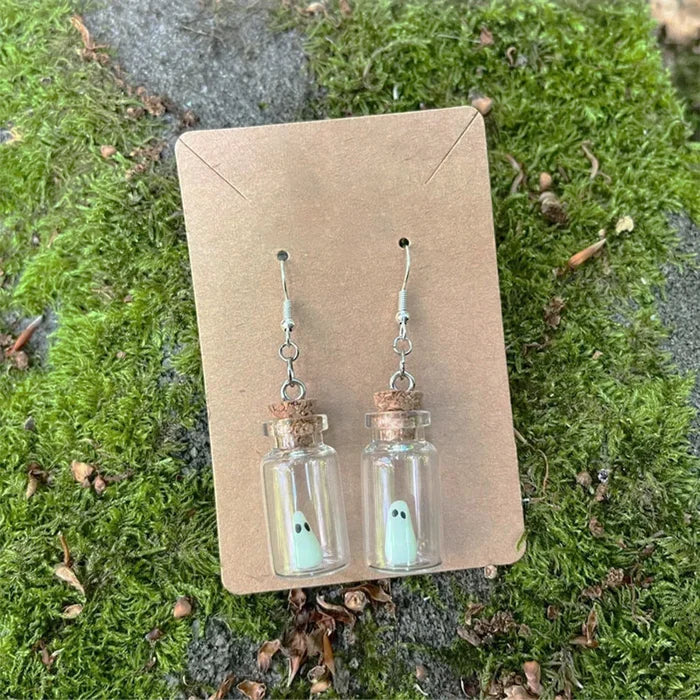 Radiant Ghost Charm Necklace – Ventayo