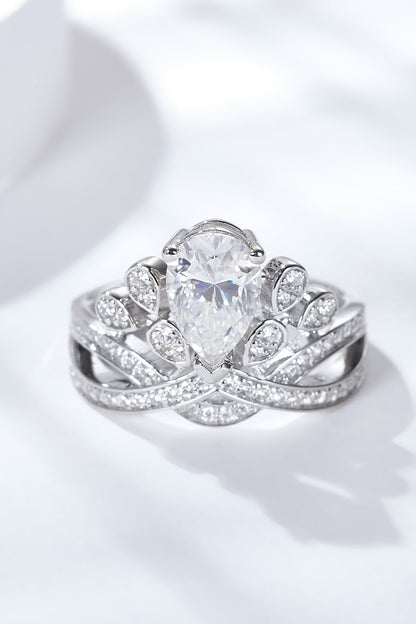 Royal Spark 1.5 Carat Moissanite Crown-Shaped Ring