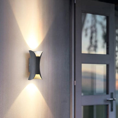 Luz LED curva hacia arriba y hacia abajo, impermeable, para exteriores, con alimentación eléctrica