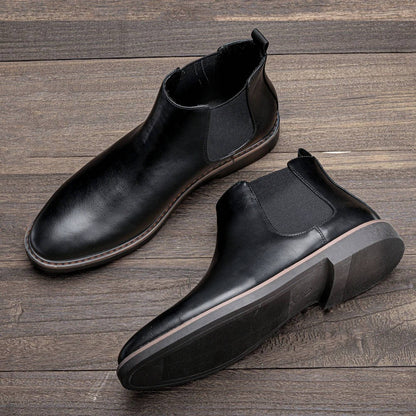 Men's Classic Brown Chelsea Boots With Contrast Stitch Detail