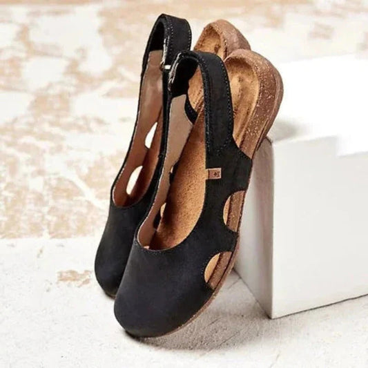 Closed-toe sandals