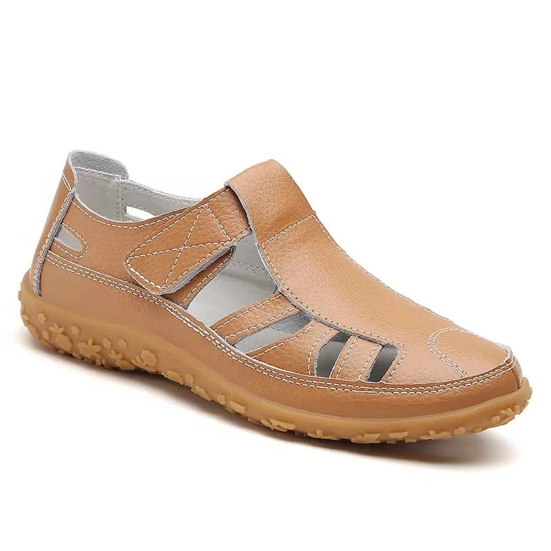 Sandals Designed for Daily Stability