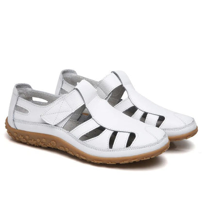 Sandals Designed for Daily Stability