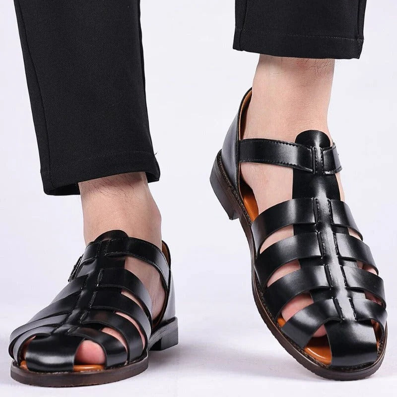 Men’s Sandals with Adjustable Straps