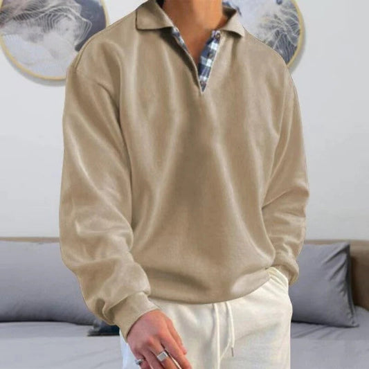 Pullover with classic structure