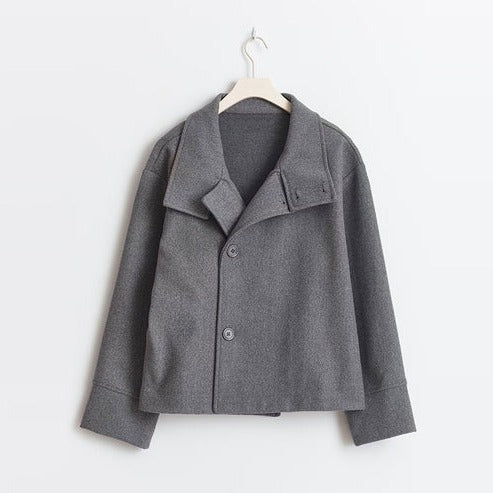 Short Coat for Seasonal Wear