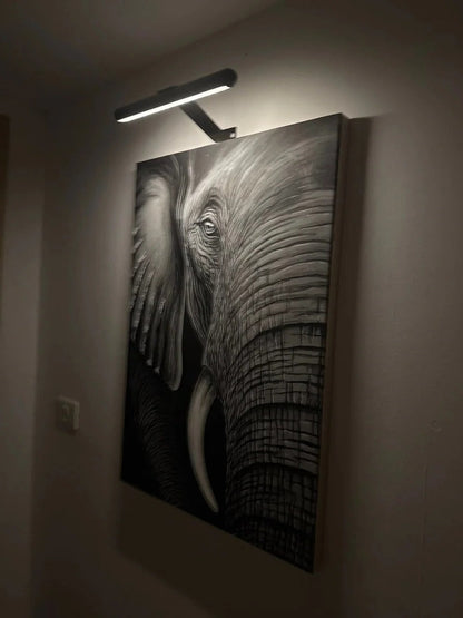 Wireless Rechargeable LED Wall Light for Artwork and Decor | Ventayo
