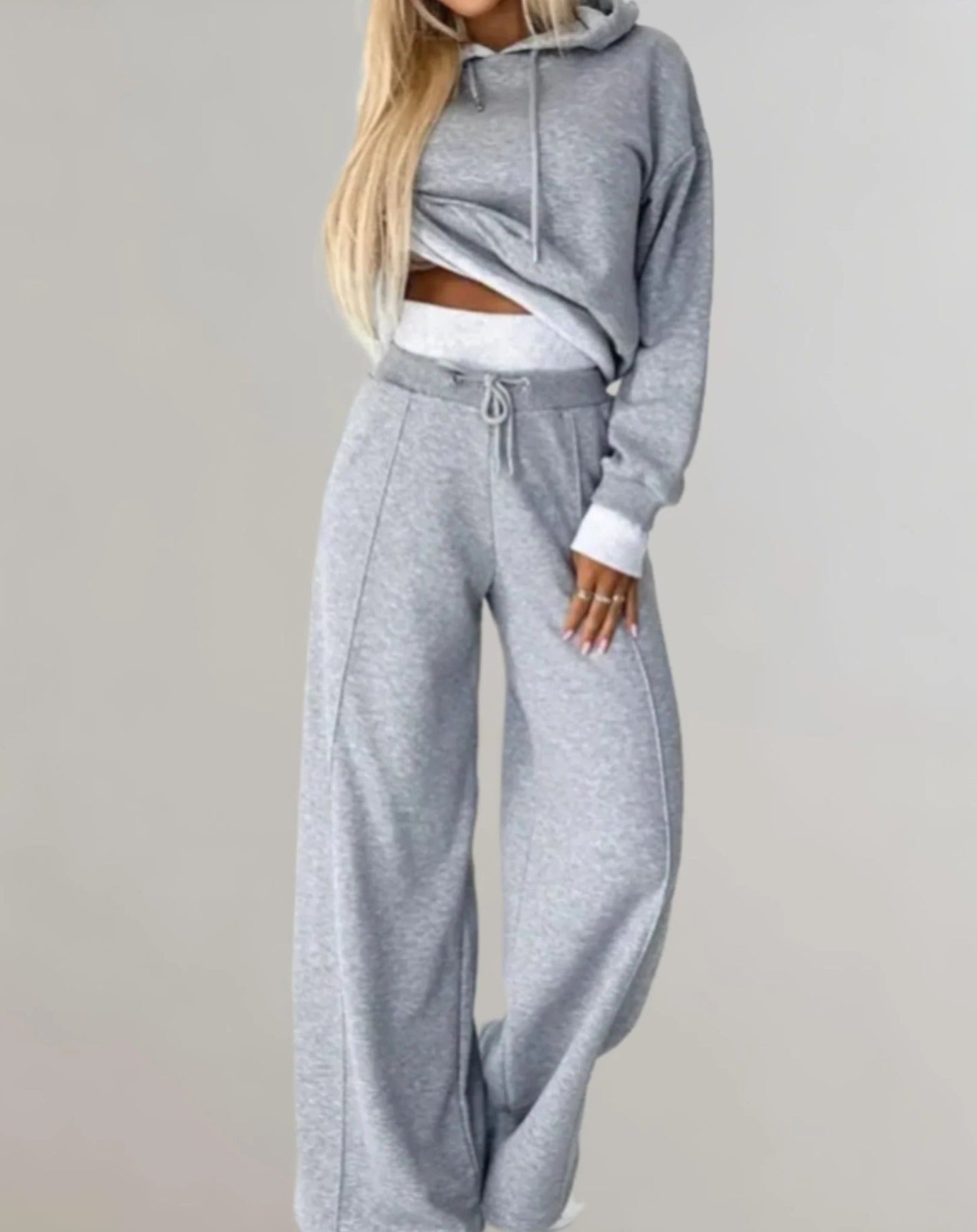 2-piece set: two-tone cropped hoodie and adjustable waist jogging pants