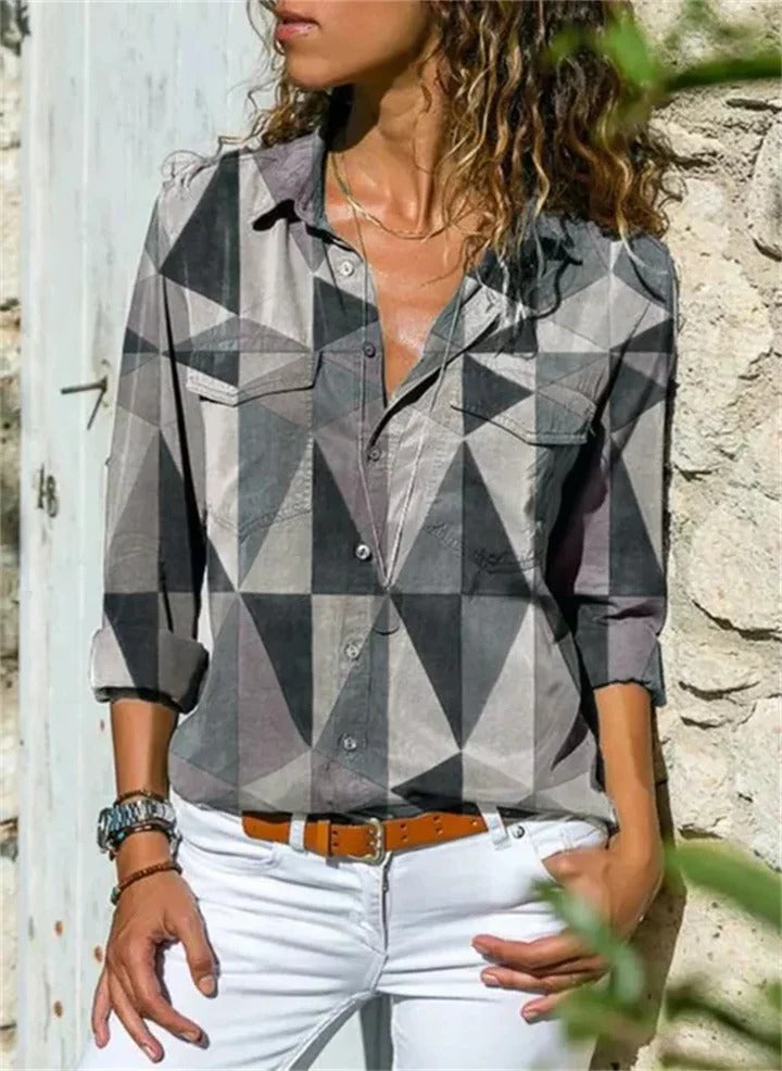 Elegant blouse for everyday wear