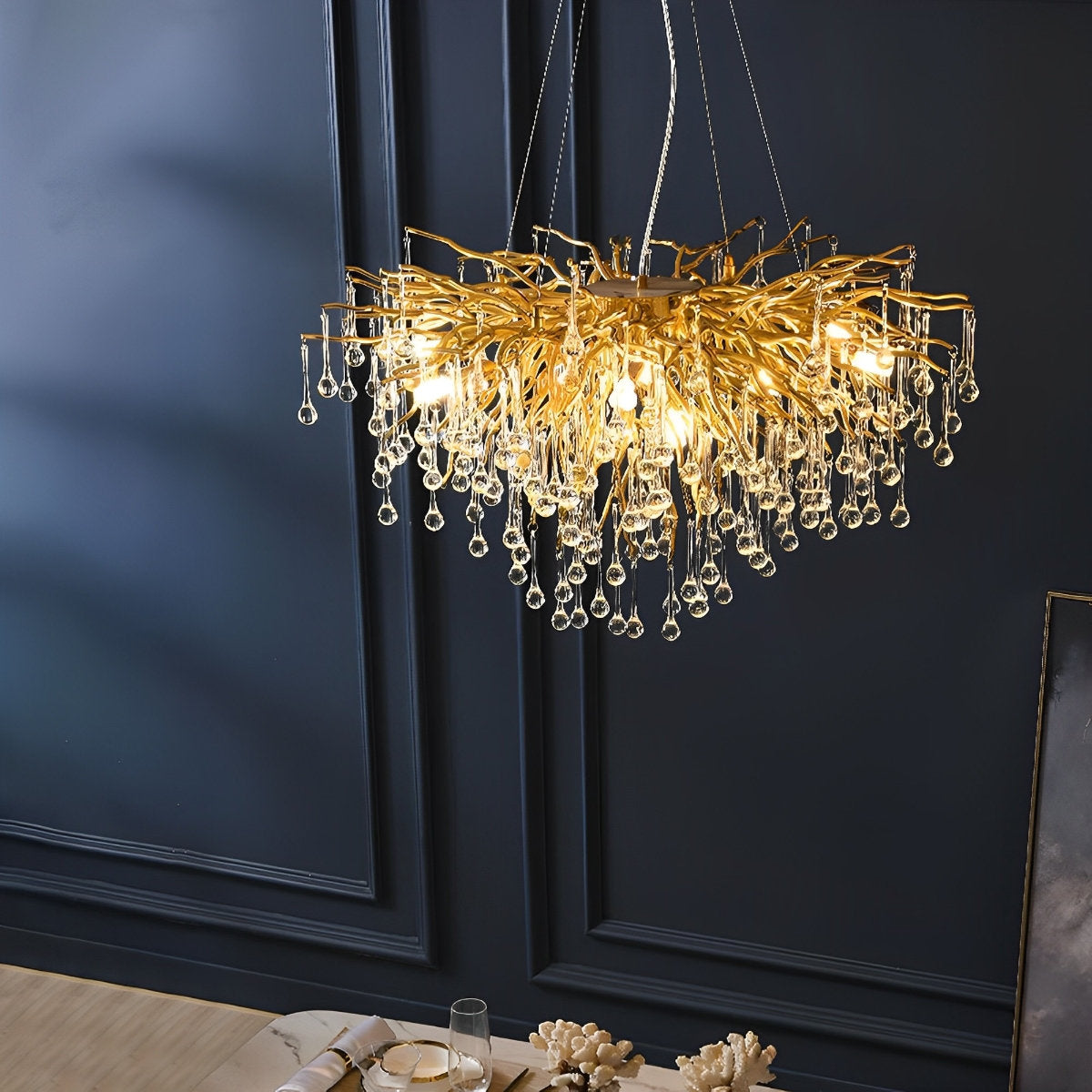 Lustre cascade en forme de goutte d'eau avec branche d'arbre en or moderne de luxe