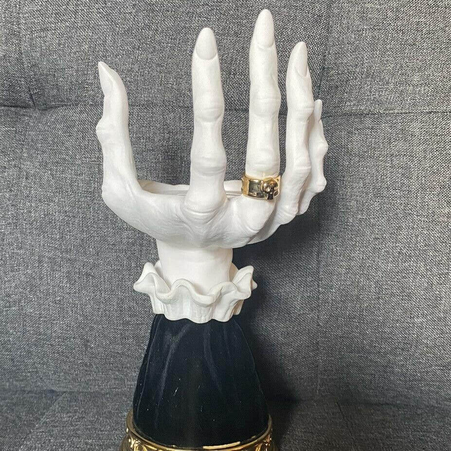 Halloween Resin Witch Hand Candle Holder – Ventayo