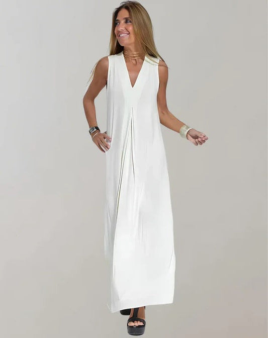 Slimming dress with V-neck