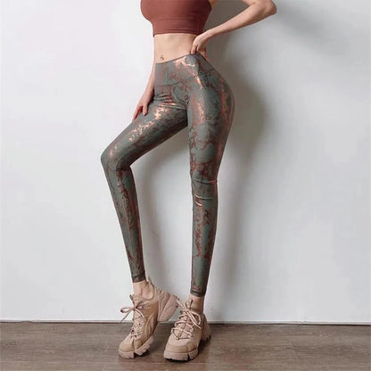 Snake Printed Yoga Pants Gilded Stretch Buttocks Sexy Leggings