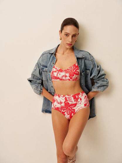 Conjunto de bikini con cierre metálico y estampado tropical