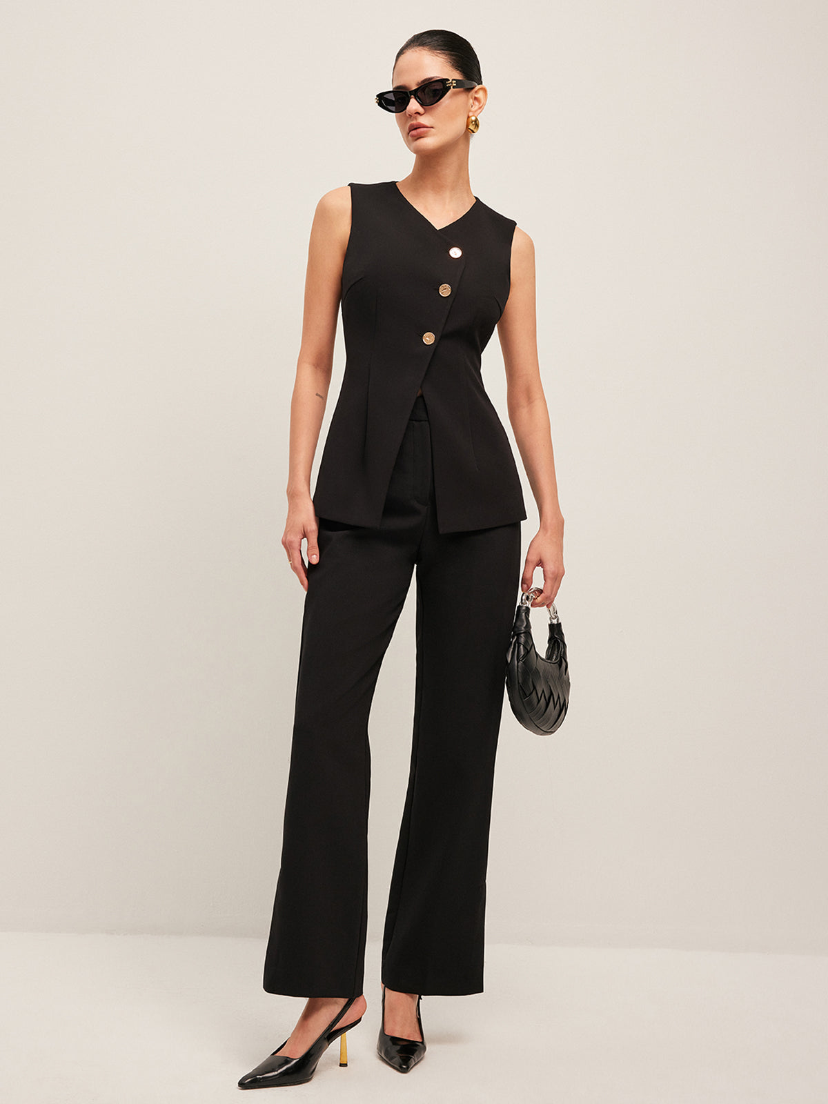 V-hals gilet met knoopdetail